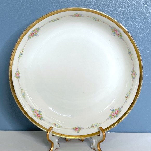 Noritake Antique 7.25" Circa 1918 Soup Bowl Pastel Floral‎ with Gold Gilding - Picture 1 of 4